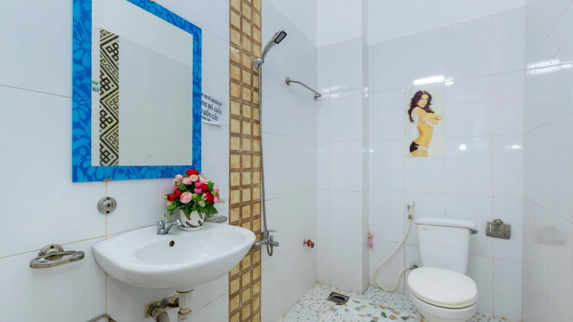 Nha Pho Nguyen Can Free Bida & Loa Karaoke - 4 Phong Ngu - 30 Vo Thi Sau - Bai Sau Vũng Tàu 0*,